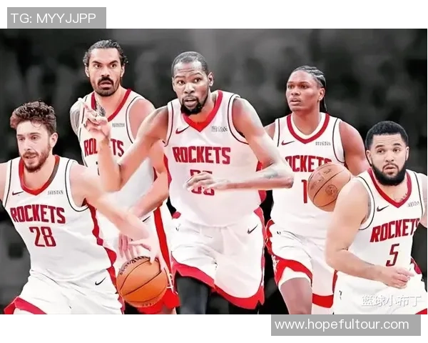 雷霆与猛龙激战正酣NBA赛场上演精彩对决引发球迷热议 雷霆与猛龙激战正酣NBA赛场上演精彩对决引发球迷热议