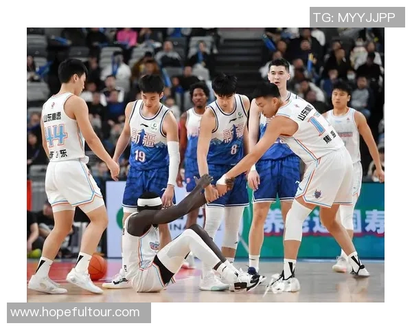 CBA辽宁队对阵山东队精彩在线直播全程回顾与赛后分析