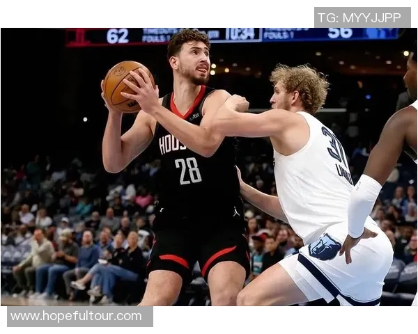 休斯敦火箭与灰熊激战正酣球迷期待精彩对决与精彩瞬间 休斯敦火箭与灰熊激战正酣球迷期待精彩对决与精彩瞬间