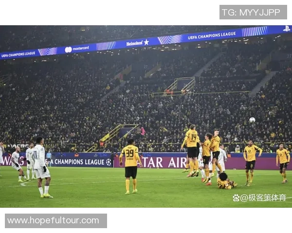 国米与多特激战014赛季巅峰对决球迷期待精彩瞬间再现 国米与多特激战014赛季巅峰对决球迷期待精彩瞬间再现