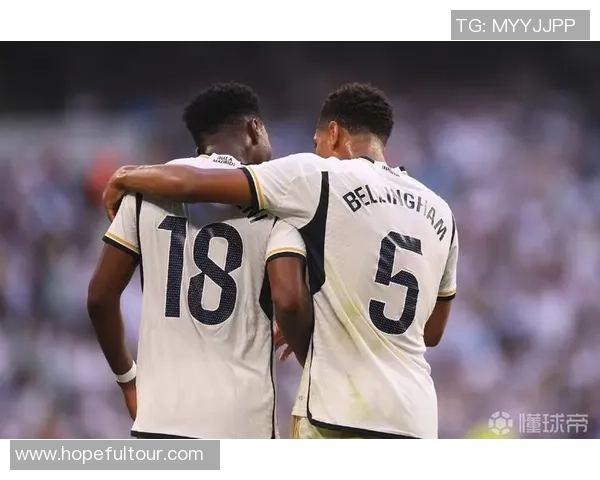 楚阿梅尼的成长之路与未来发展展望：从青涩球员到足球明星的蜕变