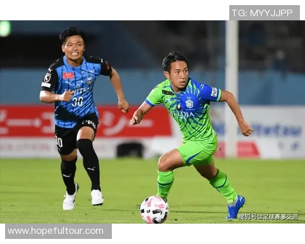 札幌冈萨多迎战长崎航海争夺日本职业联赛重要积分之战