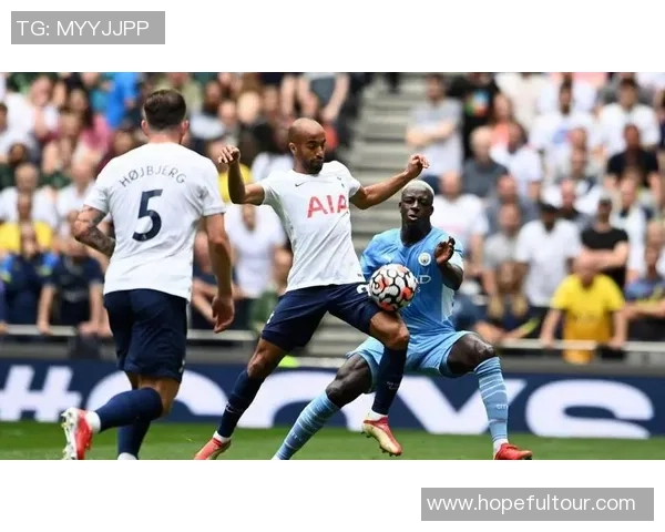 曼城与曼联激战联赛杯巅峰对决谁将书写新的辉煌历史