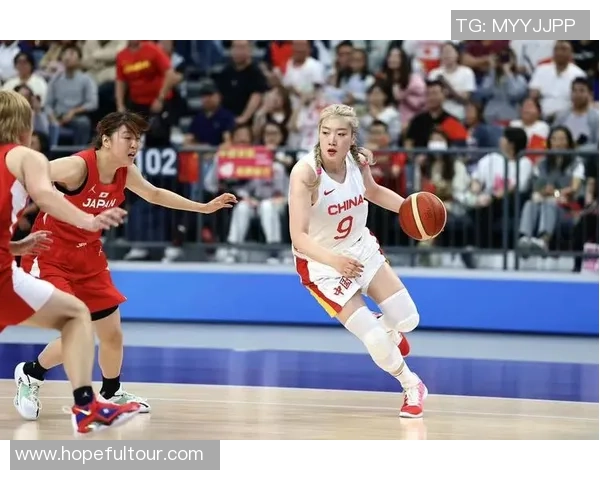 纽约自由人与风暴的激烈对决展现女篮赛场的巅峰对抗与精彩瞬间