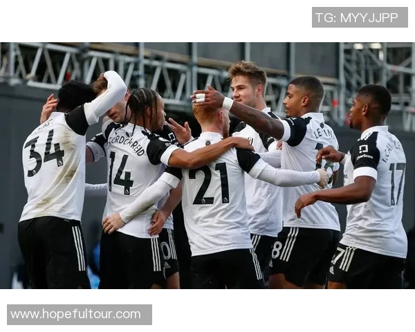 2021年NBA精彩对决篮网与国王的激烈较量回顾与分析