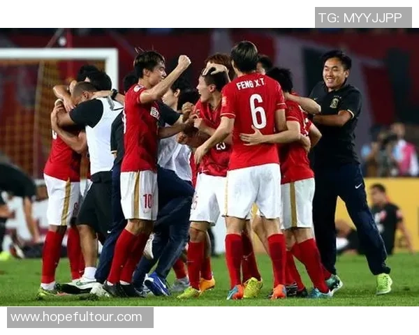 2018年恒大与天津的激烈对决回顾与精彩瞬间分析 2018年恒大与天津的激烈对决回顾与精彩瞬间分析