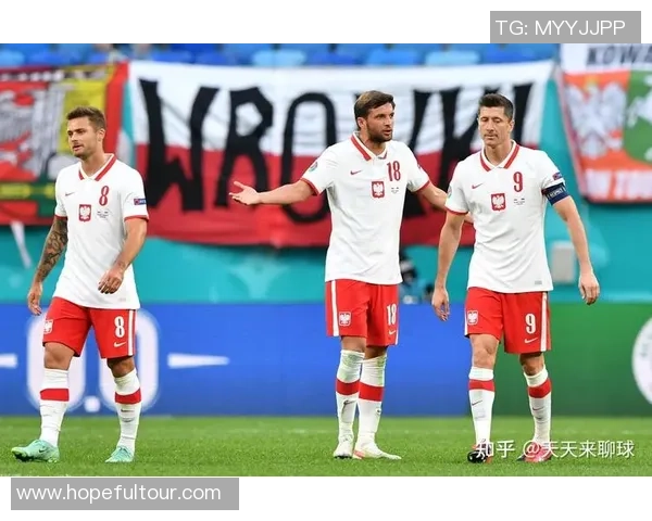 U21波兰与英格兰争锋相对青年才俊展现足球魅力与激情