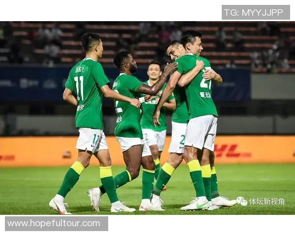 广州足球队在世界锦标赛积分榜上以79分稳居第一名展现强劲实力