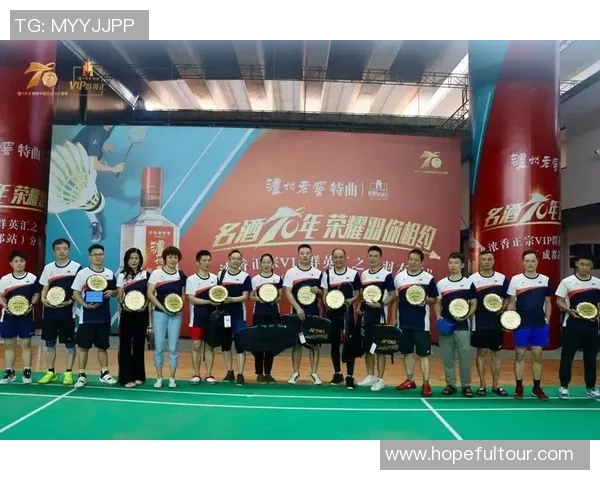 成都羽毛球队与广州羽毛球队赛后技术分析与战术复盘 成都羽毛球队与广州羽毛球队赛后技术分析与战术复盘